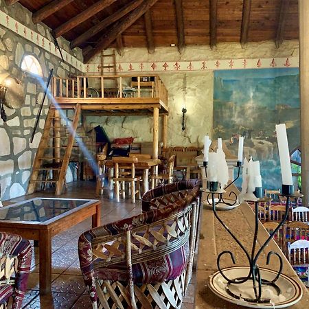 Areponapuchi Hotel Mansion Tarahumara מראה חיצוני תמונה