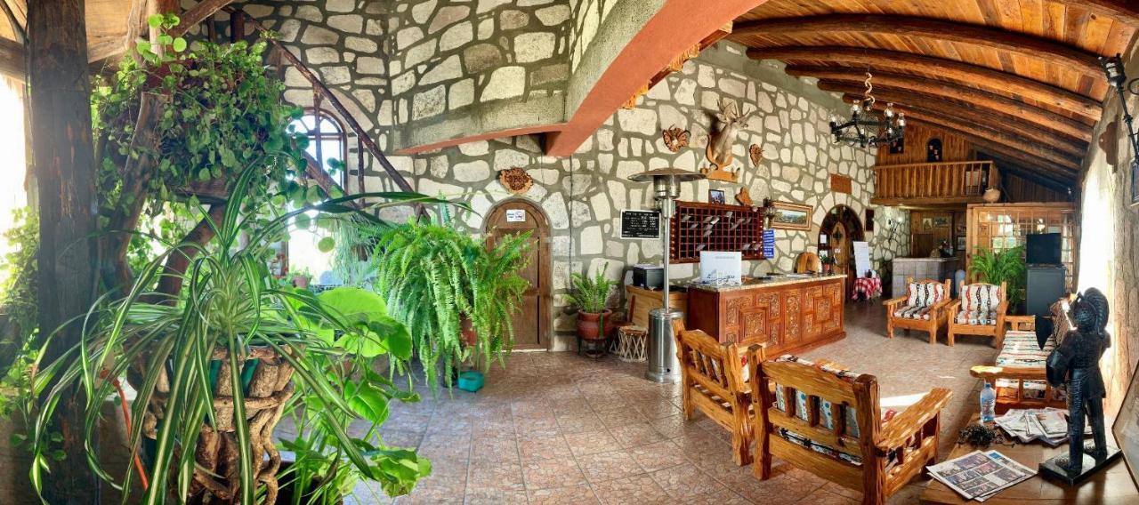 Areponapuchi Hotel Mansion Tarahumara מראה חיצוני תמונה